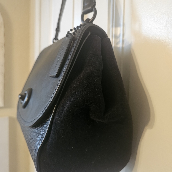 COACH Convertable  Flap "FAYE" Carryall Black Leather/Suede Bag 🖤 🖤 - Picture 3 of 13